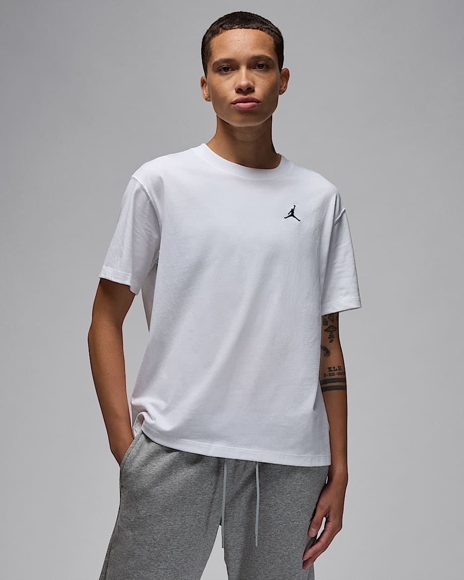 JORDAN 売れ筋商品|||ジョーダン Tシャツ トップス レディース Tops White Jordan Essentials Women's Top. Nike JP